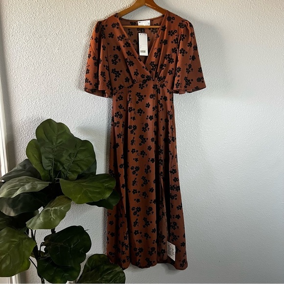 ASOS New Brown and Black Floral Print Dress 4 - Picture 3 of 11